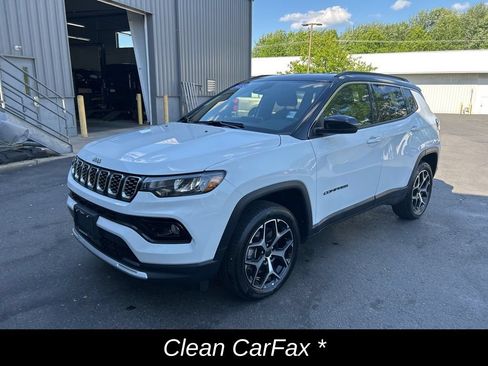 Certified 2025 Jeep Compass Limited AWD/4WD image 9