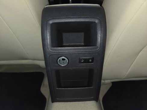 Used 2014 Volkswagen Jetta TDI FWD image 23