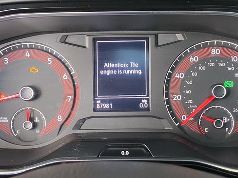 Used 2019 Volkswagen Jetta SE FWD image 5