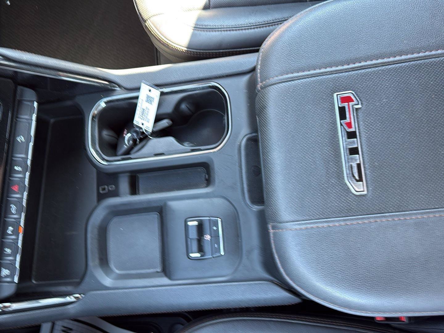 Used 2024 GMC Sierra 3500 AT4 w/ AT4 Preferred Package AWD/4WD image 19