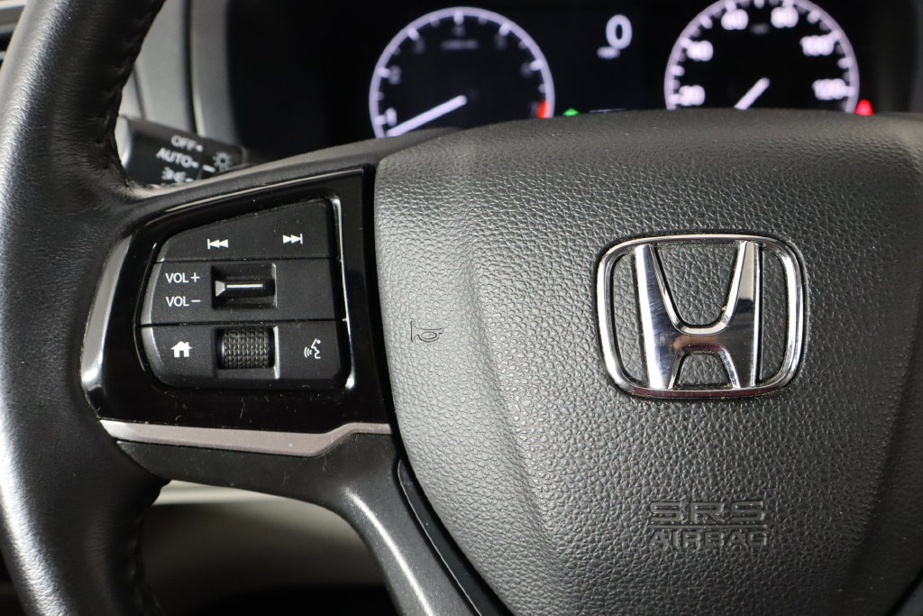 Used 2025 Honda Odyssey EX-L image 8