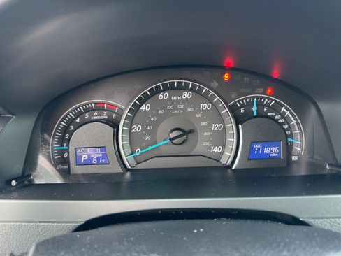 Used 2013 Toyota Camry LE FWD image 21