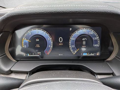 New 2026 Jeep Grand Cherokee L Limited w/ Limited Altitude Package AWD/4WD image 11