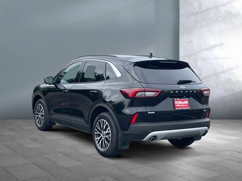 Used 2024 Ford Escape PHEV image 4