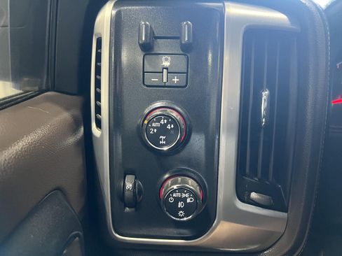 Used 2014 GMC Sierra 1500 SLE w/ SLE Value Package AWD/4WD image 17