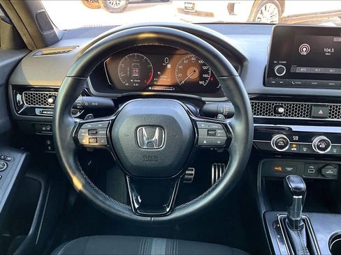 Used 2023 Honda Civic Sport image 6