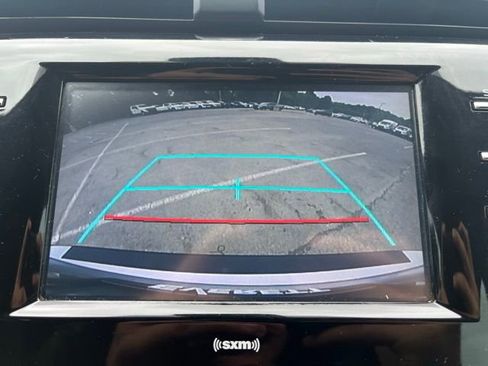 Used 2020 Toyota Camry SE FWD image 14