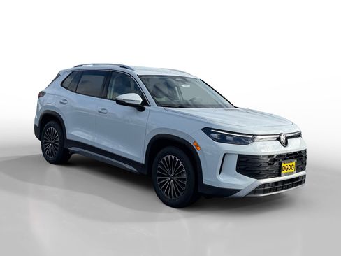New 2026 Volkswagen Tiguan S image 7