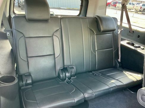 Used 2019 GMC Yukon XL Denali w/ Denali Ultimate Package image 27