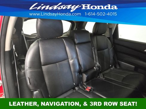 Used 2020 Nissan Pathfinder SL image 10