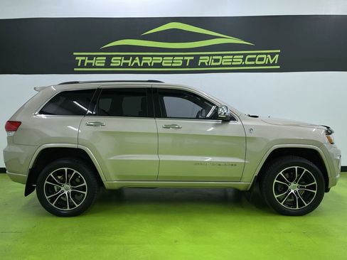 Used 2015 Jeep Grand Cherokee Overland w/ Advanced Technology Group image 11