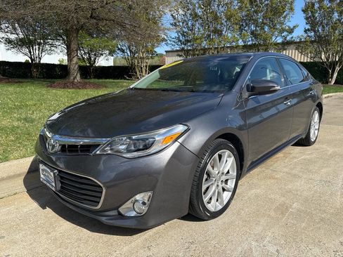 Used 2014 Toyota Avalon XLE Touring image 4
