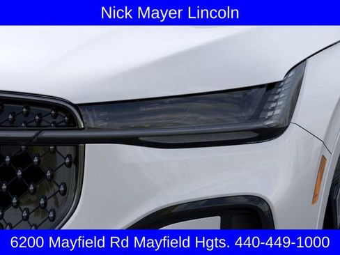 New 2025 Lincoln Nautilus Reserve w/ Jet Appearance Package image 18