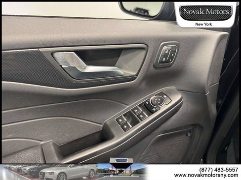 Used 2023 Ford Escape ST-Line Select w/ Tech Pack #2 AWD/4WD image 15