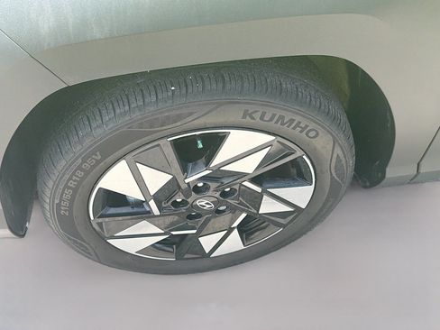 Used 2024 Hyundai Kona SEL FWD image 34