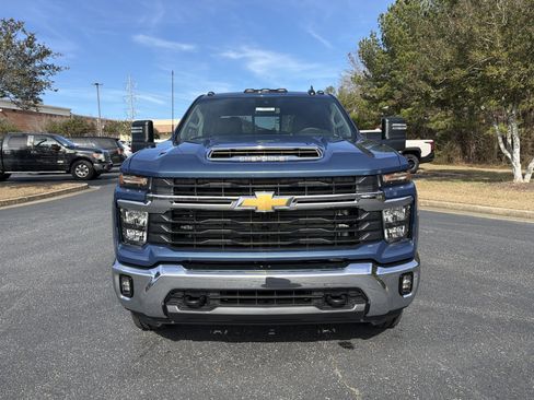 New 2026 Chevrolet Silverado 2500 LT w/ Leather Package image 2