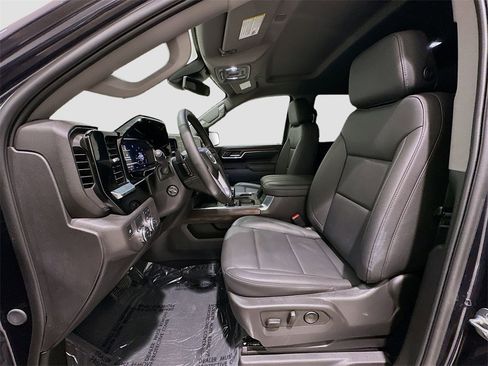 Used 2025 GMC Sierra 1500 SLT image 22