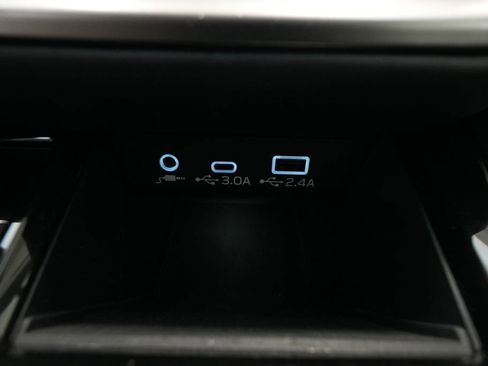 Used 2024 Subaru Legacy Premium image 30