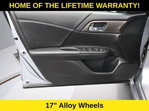 Used 2016 Honda Accord Sport image 11