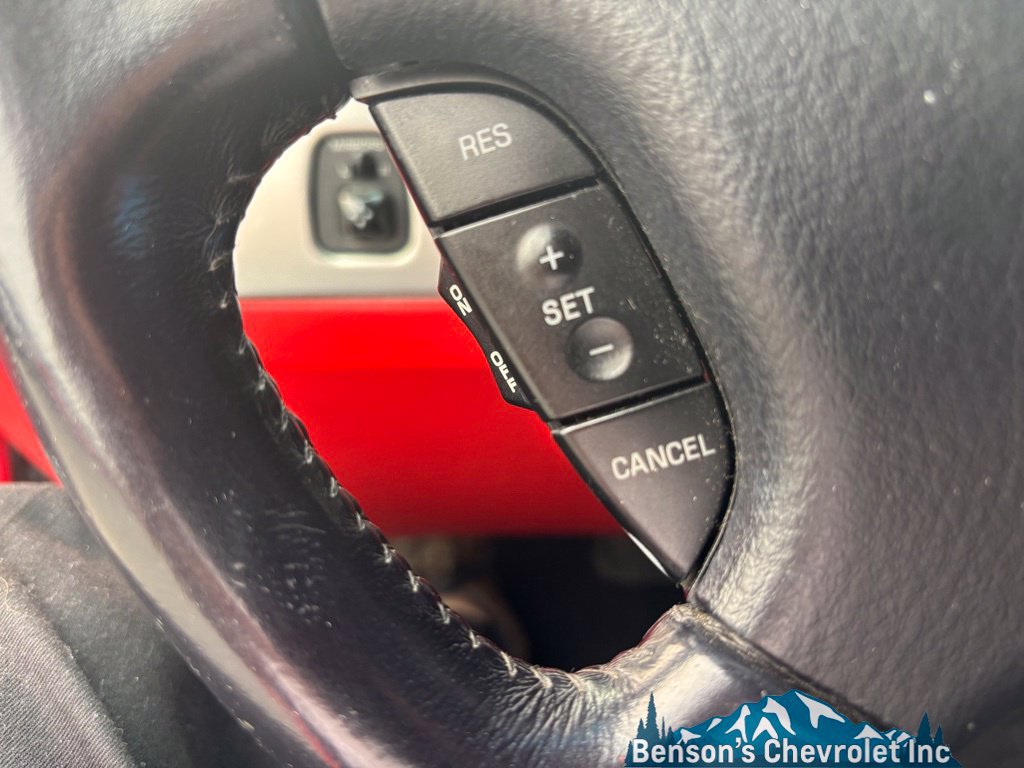 Used 2005 Ford Thunderbird RWD image 22