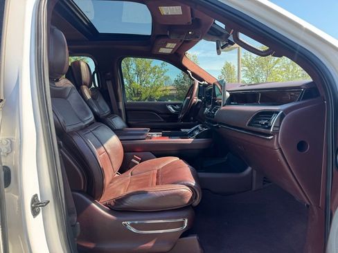 Used 2019 Lincoln Navigator L Black Label w/ Cargo Package image 7