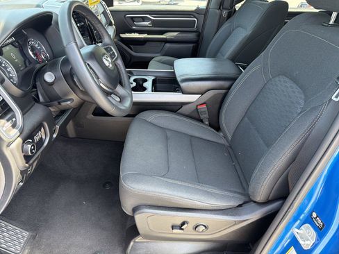 Used 2025 RAM 1500 Big Horn AWD/4WD image 10
