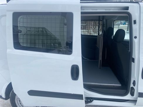 Used 2022 RAM ProMaster City Tradesman w/ Window Group 05 image 5