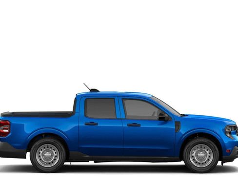 New 2026 Ford Maverick XL image 5