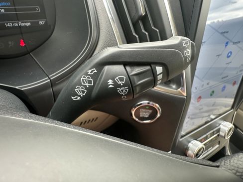 Used 2022 Ford Edge Titanium w/ Equipment Group 301A image 28