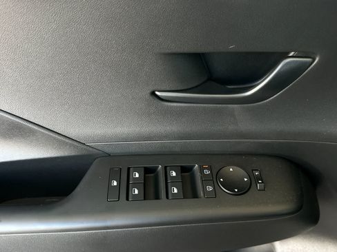 New 2026 Hyundai Kona SE FWD image 13