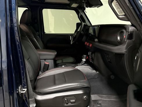 Used 2025 Jeep Gladiator Rubicon image 22