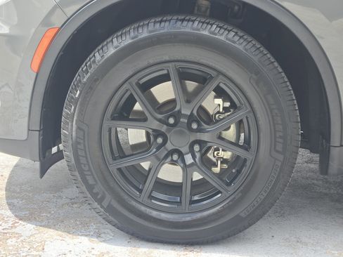 Used 2022 Dodge Durango SXT AWD/4WD image 14