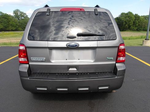 Used 2012 Ford Escape XLT AWD/4WD image 4