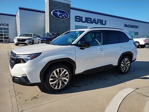 Used 2026 Subaru Forester Touring image 2