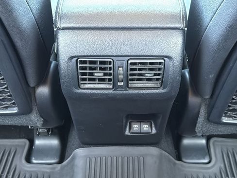 Used 2022 Toyota 4Runner Limited image 16