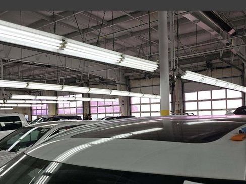 Used 2024 Volvo XC90 T8 Ultimate w/ Lounge Package image 14