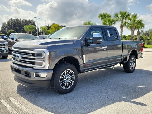 New 2026 Ford F250 Platinum w/ Platinum Plus Package AWD/4WD image 4