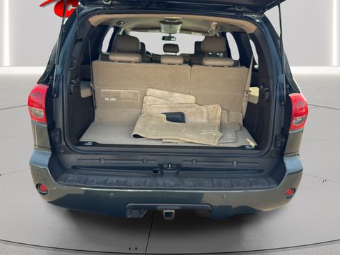 Used 2008 Toyota Sequoia Limited w/ Cold Area Pkg RWD image 22