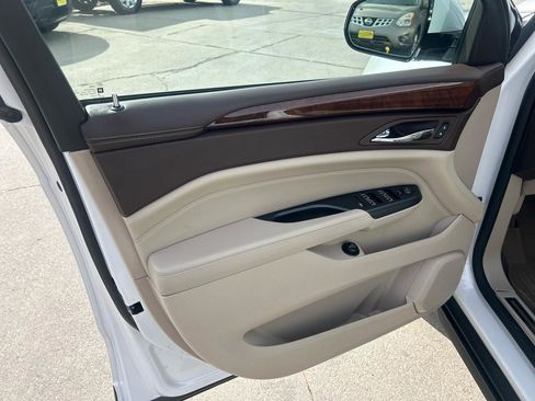 Used 2015 Cadillac SRX Premium w/ Trailering Package image 9