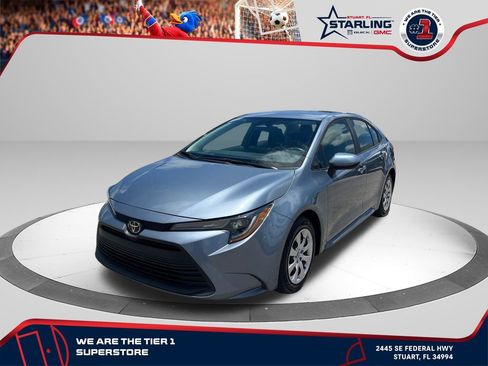 Used 2023 Toyota Corolla LE FWD image 1