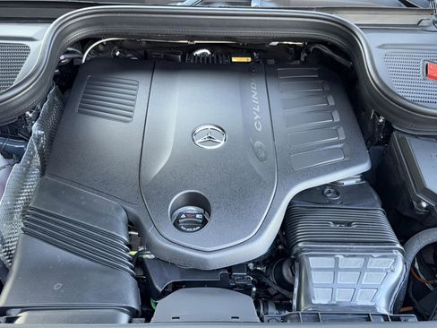 New 2026 Mercedes-Benz GLS 450 4MATIC image 36