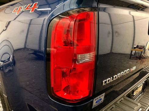 Used 2019 Chevrolet Colorado LT w/ LT Convenience Package AWD/4WD image 28