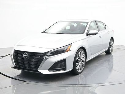 Used 2023 Nissan Altima 2.5 SL