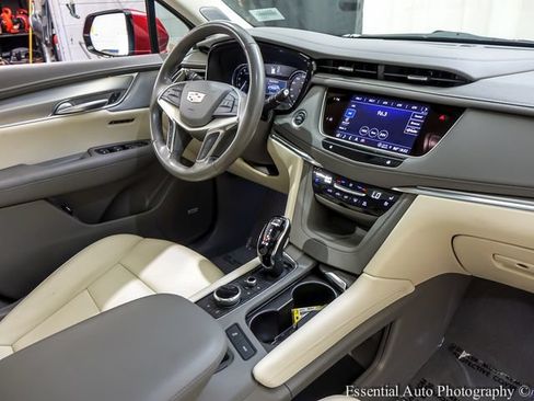 Certified 2023 Cadillac XT5 Premium Luxury AWD/4WD image 23
