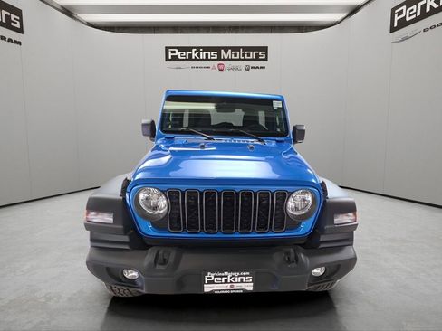 Used 2024 Jeep Wrangler Unlimited Sport AWD/4WD image 8