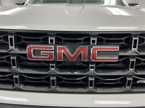 New 2025 GMC Canyon AT4 w/ Nightfall Edition image 31