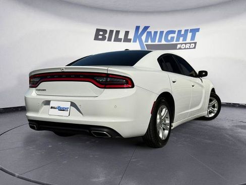 Used 2021 Dodge Charger SXT w/ Leather Interior Group RWD image 5