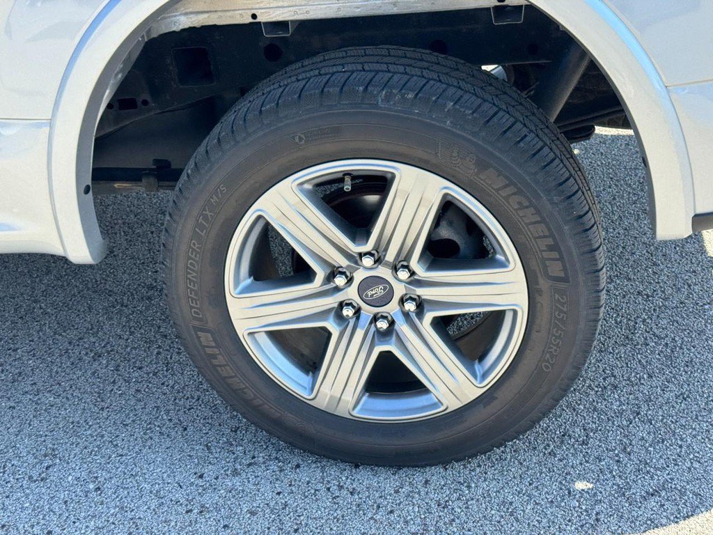 Used 2018 Ford F150 XLT w/ Equipment Group 302A Luxury AWD/4WD image 10
