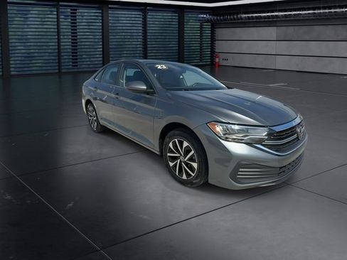 Used 2023 Volkswagen Jetta S FWD image 2