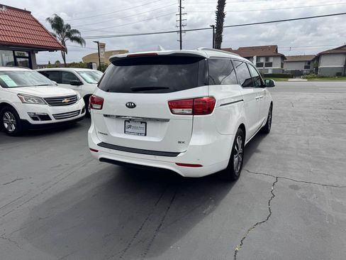 Used 2016 Kia Sedona SX FWD image 5